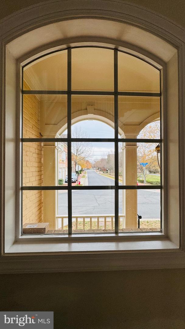 12798 FOX KEEP RUN, FAIRFAX, Virginia 22033, 4 Bedrooms Bedrooms, ,4 BathroomsBathrooms,Residential,For sale,12798 FOX KEEP RUN,VAFX2279654 MLS # VAFX2279654