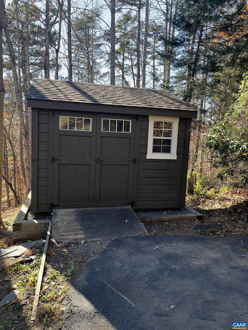 1381 GRISTMILL DR, CHARLOTTESVILLE, Virginia 22902, 3 Bedrooms Bedrooms, ,2 BathroomsBathrooms,Residential,For sale,1381 GRISTMILL DR,671237 MLS # 671237