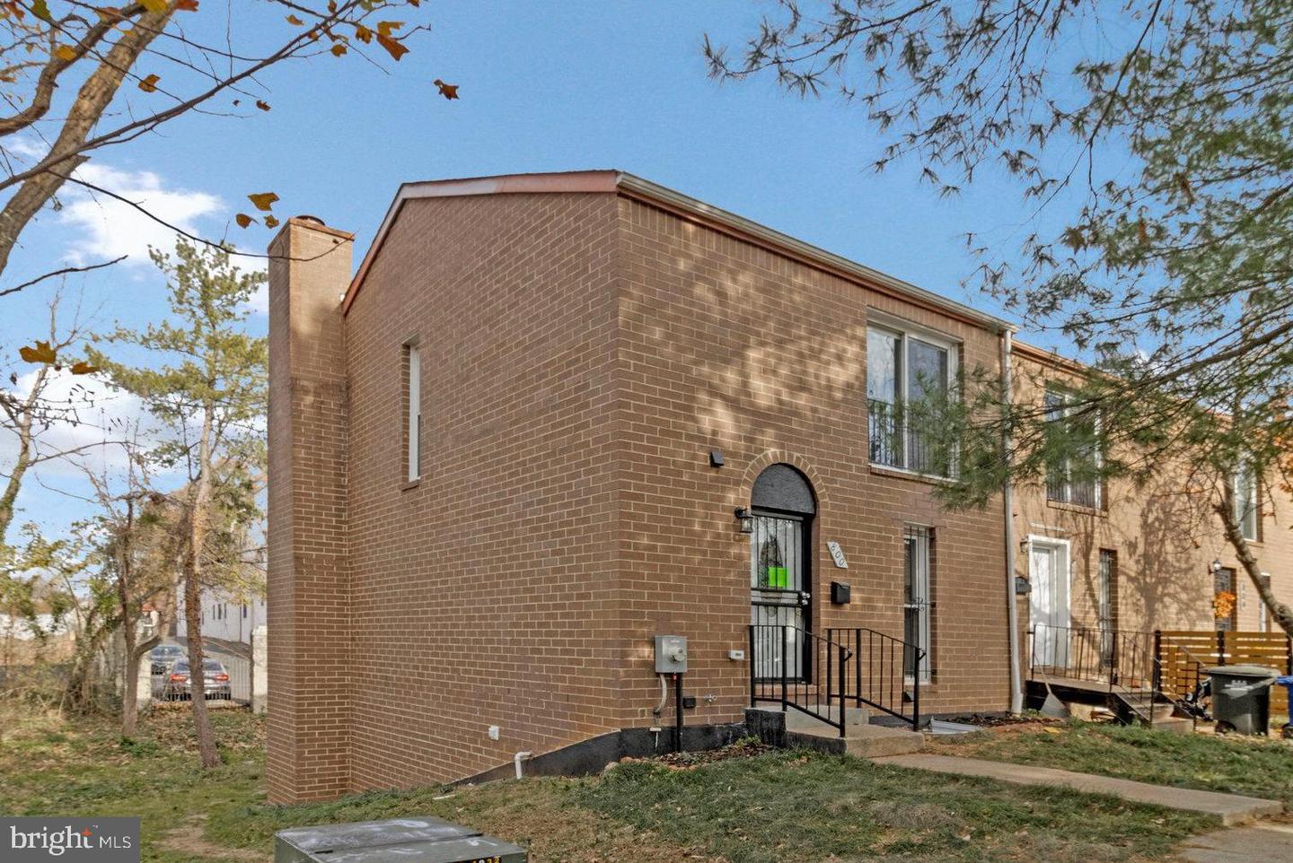 800 WHEELER HILL DR SE #800, WASHINGTON, District Of Columbia 20032, 4 Bedrooms Bedrooms, ,3 BathroomsBathrooms,Residential,For sale,800 WHEELER HILL DR SE #800,DCDC2232344 MLS # DCDC2232344