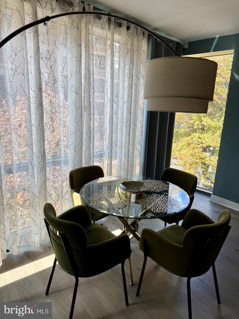 1117 10TH ST NW #301, WASHINGTON, District Of Columbia 20001, 2 Bedrooms Bedrooms, 4 Rooms Rooms,2 BathroomsBathrooms,Residential,For sale,1117 10TH ST NW #301,DCDC2232368 MLS # DCDC2232368