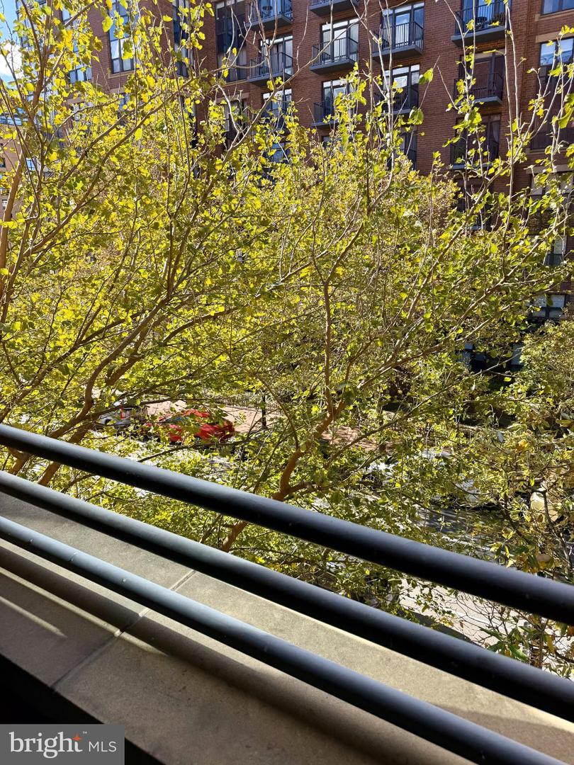 1117 10TH ST NW #301, WASHINGTON, District Of Columbia 20001, 2 Bedrooms Bedrooms, 4 Rooms Rooms,2 BathroomsBathrooms,Residential,For sale,1117 10TH ST NW #301,DCDC2232368 MLS # DCDC2232368