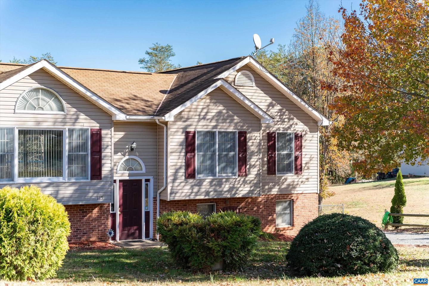715 PREDDY CREEK RD, BARBOURSVILLE, Virginia 22923, 3 Bedrooms Bedrooms, ,3 BathroomsBathrooms,Residential,For sale,715 PREDDY CREEK RD,671252 MLS # 671252 715 PREDDY CREEK RD, BARBOURSVILLE, Virginia 22923, 3 Bedrooms Bedrooms, ,3 BathroomsBathrooms,Residential,For sale,715 PREDDY CREEK RD,671252 MLS # 671252