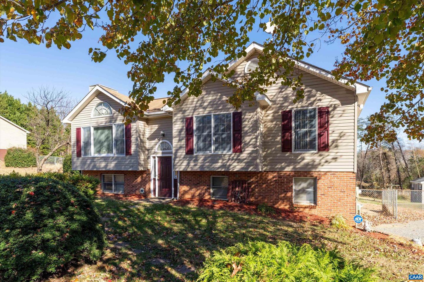 715 PREDDY CREEK RD, BARBOURSVILLE, Virginia 22923, 3 Bedrooms Bedrooms, ,3 BathroomsBathrooms,Residential,For sale,715 PREDDY CREEK RD,671252 MLS # 671252 715 PREDDY CREEK RD, BARBOURSVILLE, Virginia 22923, 3 Bedrooms Bedrooms, ,3 BathroomsBathrooms,Residential,For sale,715 PREDDY CREEK RD,671252 MLS # 671252