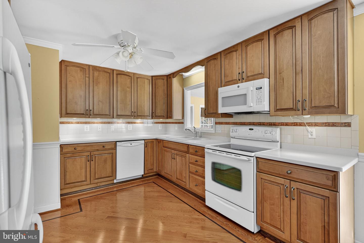 10823 MOORE DR, MANASSAS, Virginia 20111, 3 Bedrooms Bedrooms, ,3 BathroomsBathrooms,Residential,For sale,10823 MOORE DR,VAPW2108024 MLS # VAPW2108024