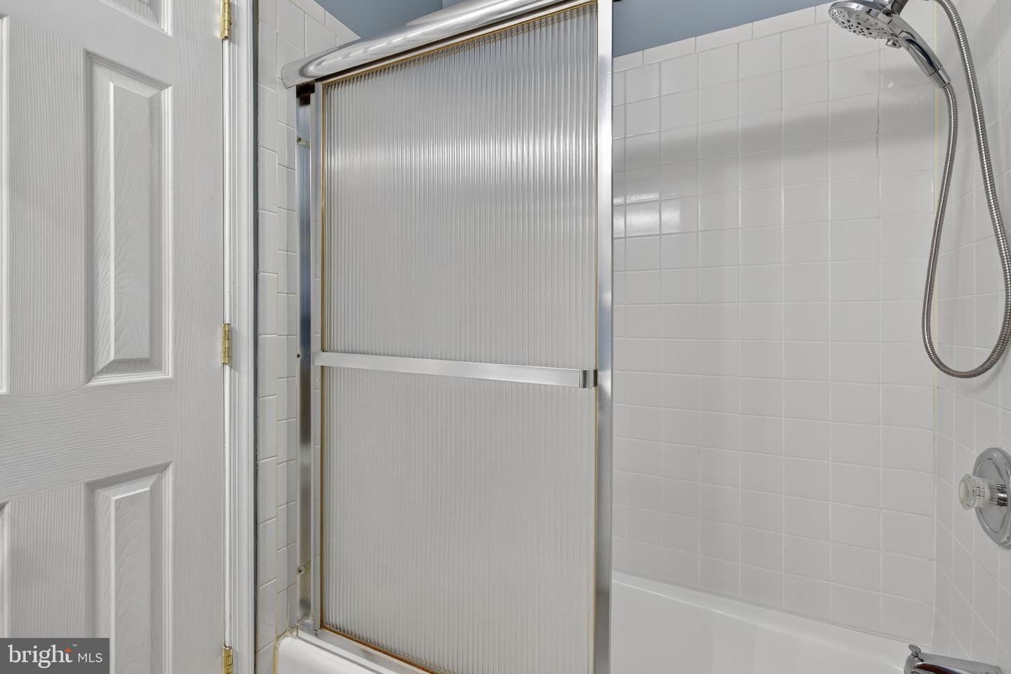 10823 MOORE DR, MANASSAS, Virginia 20111, 3 Bedrooms Bedrooms, ,3 BathroomsBathrooms,Residential,For sale,10823 MOORE DR,VAPW2108024 MLS # VAPW2108024