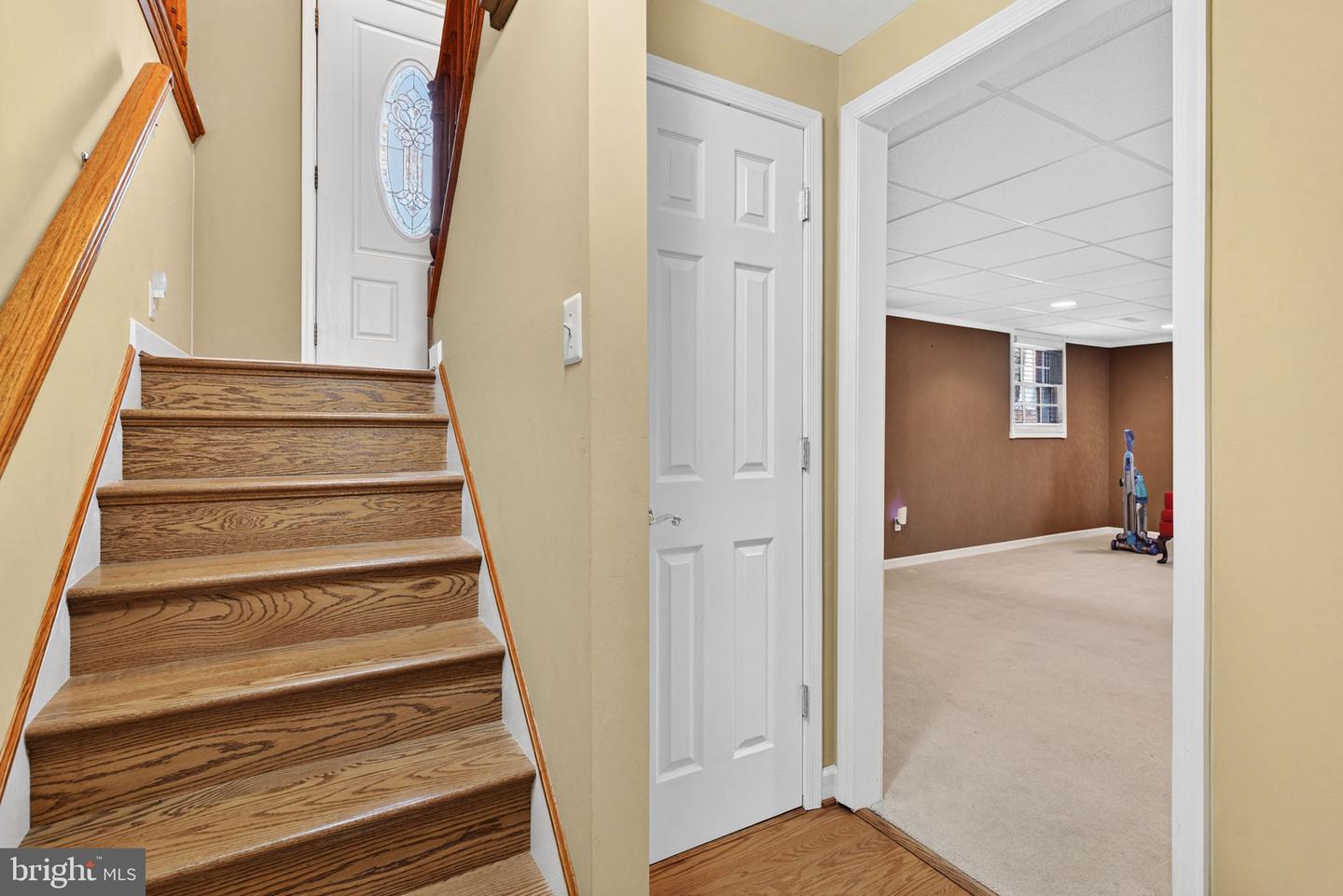 10823 MOORE DR, MANASSAS, Virginia 20111, 3 Bedrooms Bedrooms, ,3 BathroomsBathrooms,Residential,For sale,10823 MOORE DR,VAPW2108024 MLS # VAPW2108024