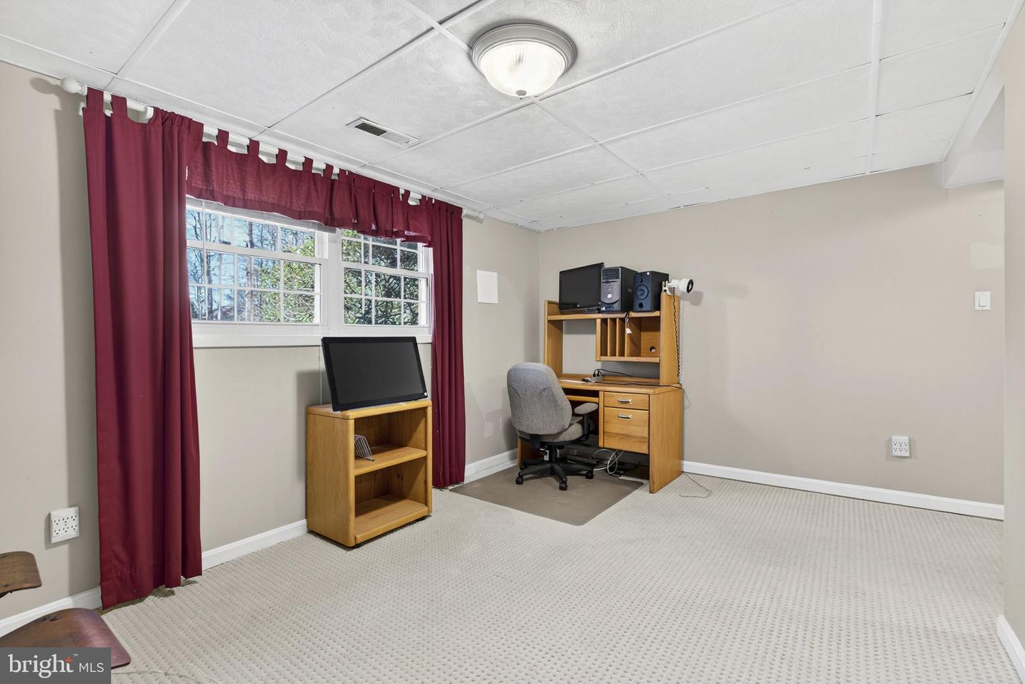 10823 MOORE DR, MANASSAS, Virginia 20111, 3 Bedrooms Bedrooms, ,3 BathroomsBathrooms,Residential,For sale,10823 MOORE DR,VAPW2108024 MLS # VAPW2108024