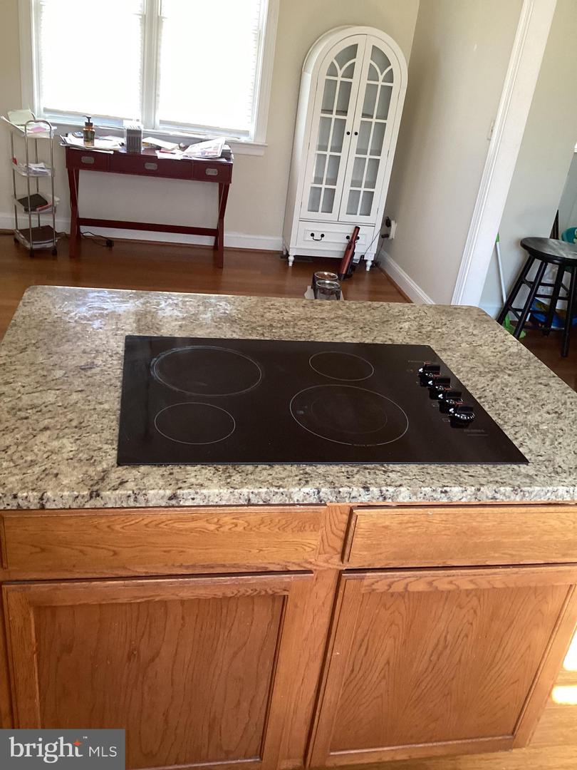 7612 MARYE RD, SPOTSYLVANIA, Virginia 22551, 3 Bedrooms Bedrooms, ,2 BathroomsBathrooms,Residential,For sale,7612 MARYE RD,VASP2037710 MLS # VASP2037710