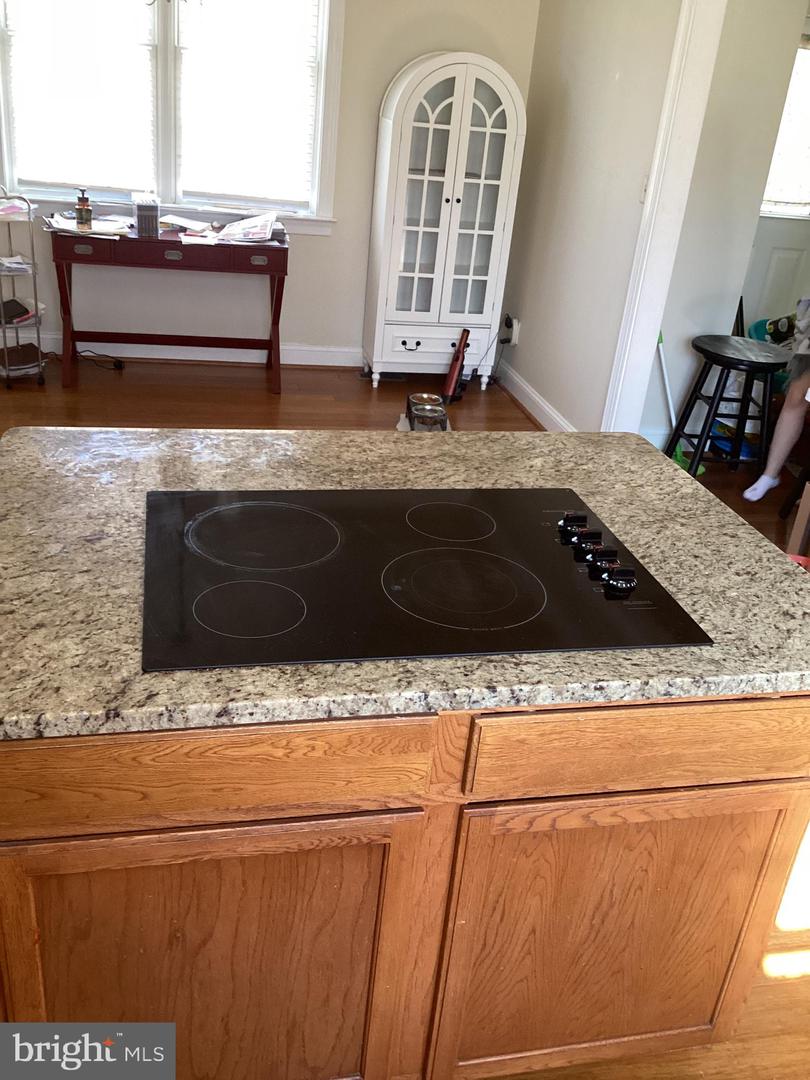 7612 MARYE RD, SPOTSYLVANIA, Virginia 22551, 3 Bedrooms Bedrooms, ,2 BathroomsBathrooms,Residential,For sale,7612 MARYE RD,VASP2037710 MLS # VASP2037710