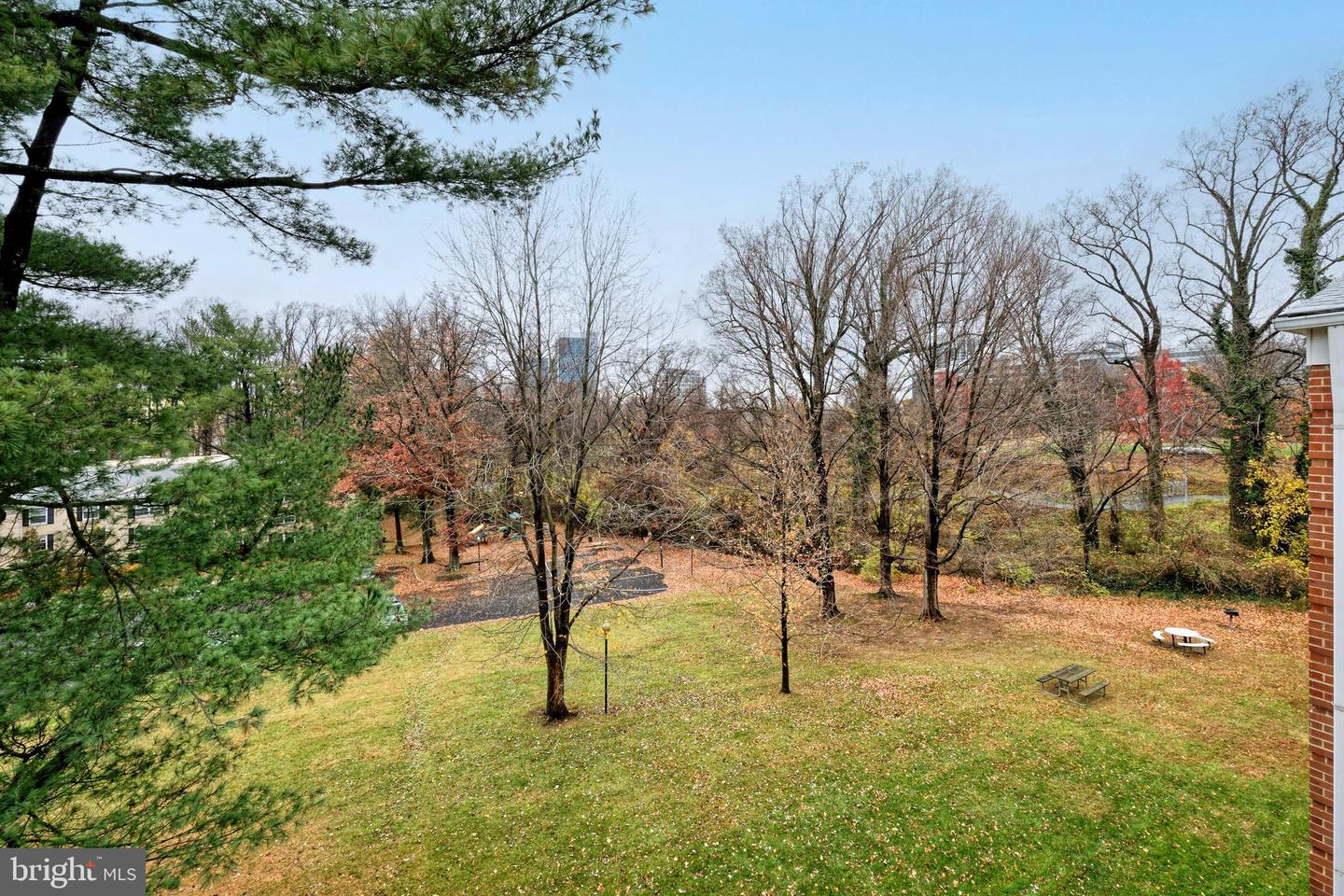 7680 TREMAYNE PL #308, MCLEAN, Virginia 22102, 3 Bedrooms Bedrooms, ,2 BathroomsBathrooms,Residential,For sale,7680 TREMAYNE PL #308,VAFX2279698 MLS # VAFX2279698