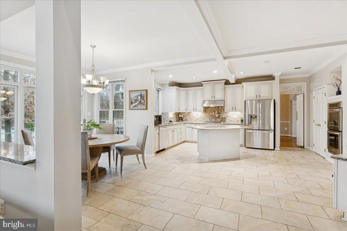 301 MARJORIE LN, HERNDON, Virginia 20170, 4 Bedrooms Bedrooms, ,4 BathroomsBathrooms,Residential,For sale,301 MARJORIE LN,VAFX2279712 MLS # VAFX2279712