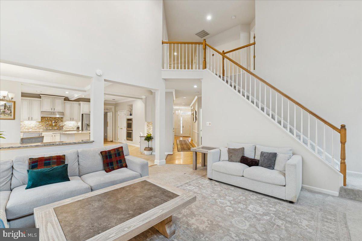 301 MARJORIE LN, HERNDON, Virginia 20170, 4 Bedrooms Bedrooms, ,4 BathroomsBathrooms,Residential,For sale,301 MARJORIE LN,VAFX2279712 MLS # VAFX2279712