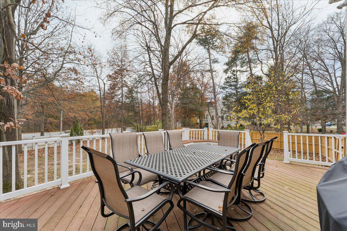 301 MARJORIE LN, HERNDON, Virginia 20170, 4 Bedrooms Bedrooms, ,4 BathroomsBathrooms,Residential,For sale,301 MARJORIE LN,VAFX2279712 MLS # VAFX2279712