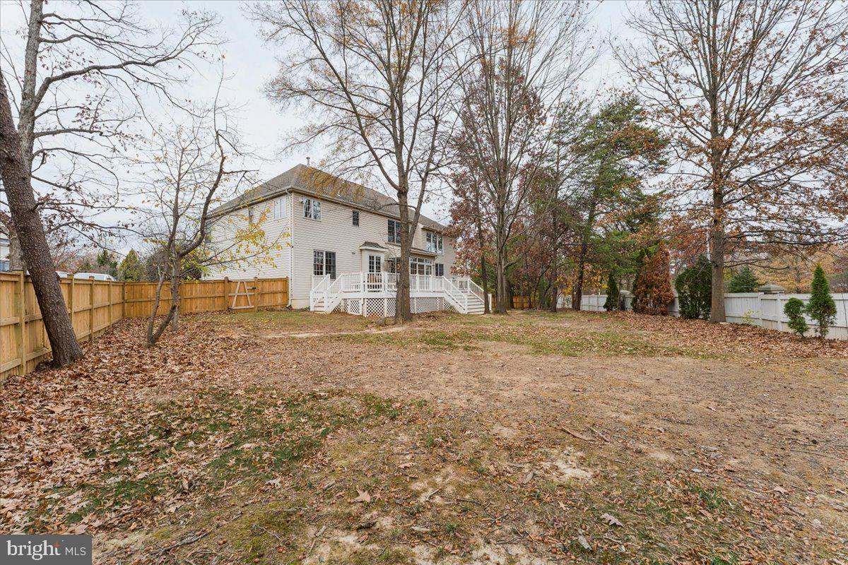 301 MARJORIE LN, HERNDON, Virginia 20170, 4 Bedrooms Bedrooms, ,4 BathroomsBathrooms,Residential,For sale,301 MARJORIE LN,VAFX2279712 MLS # VAFX2279712