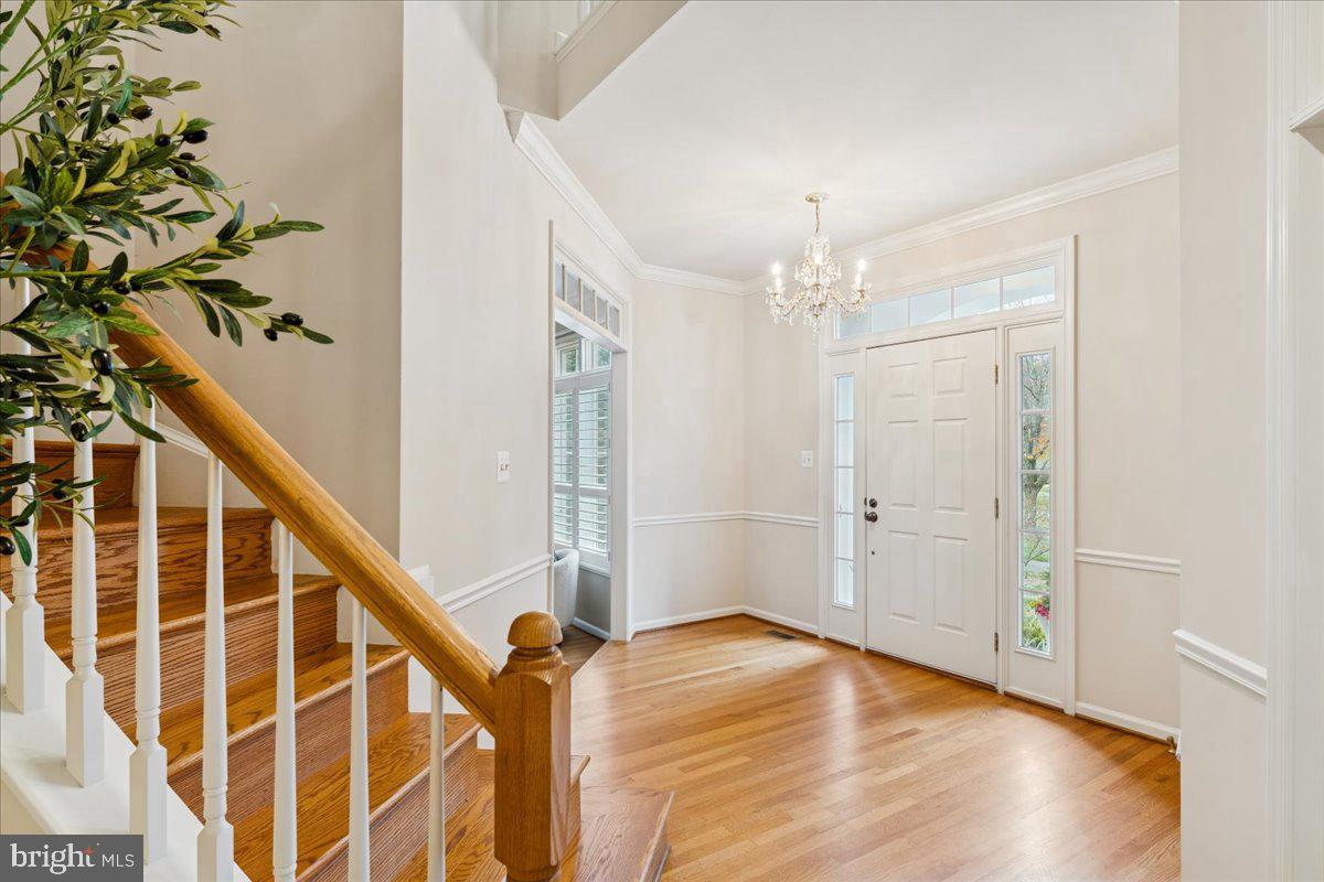 301 MARJORIE LN, HERNDON, Virginia 20170, 4 Bedrooms Bedrooms, ,4 BathroomsBathrooms,Residential,For sale,301 MARJORIE LN,VAFX2279712 MLS # VAFX2279712