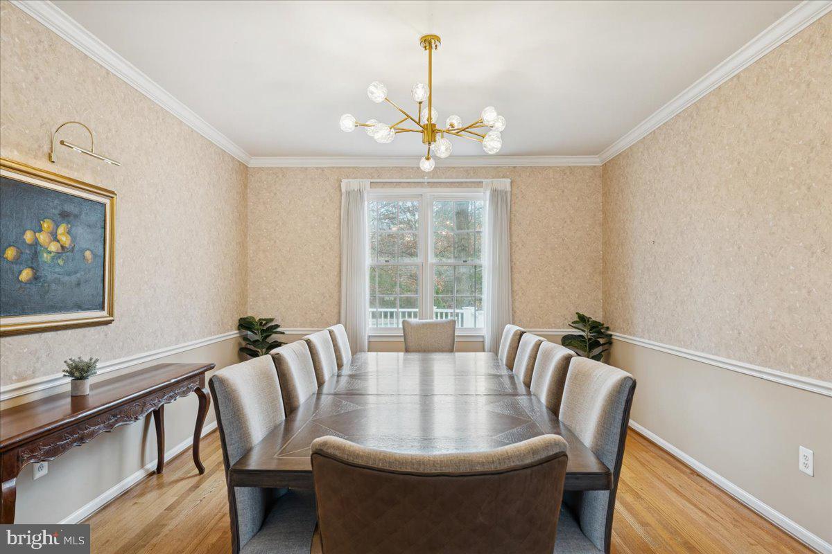 301 MARJORIE LN, HERNDON, Virginia 20170, 4 Bedrooms Bedrooms, ,4 BathroomsBathrooms,Residential,For sale,301 MARJORIE LN,VAFX2279712 MLS # VAFX2279712