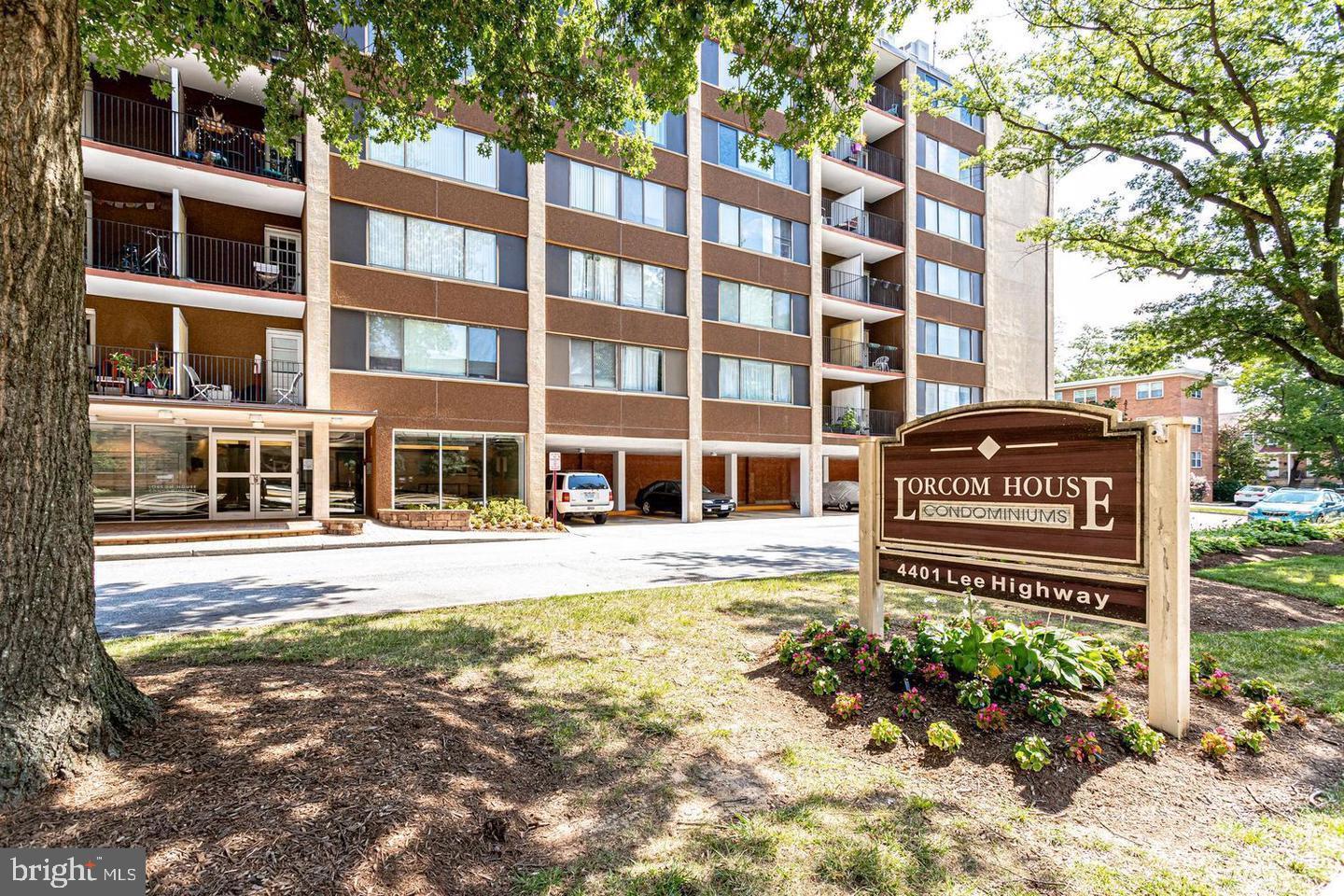ARLINGTON, Virginia 22207, 1 Bedroom Bedrooms, ,1 BathroomBathrooms,Residential,For sale,VAAR2066234 MLS # VAAR2066234