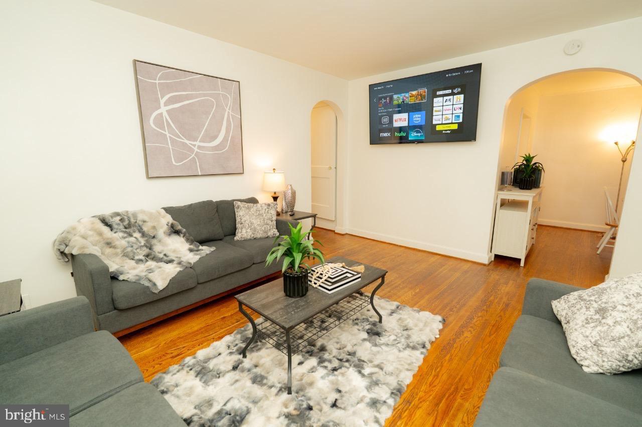 1037 16TH ST S, ARLINGTON, Virginia 22202, 3 Bedrooms Bedrooms, ,2 BathroomsBathrooms,Residential,For sale,1037 16TH ST S,VAAR2066238 MLS # VAAR2066238 1037 16TH ST S, ARLINGTON, Virginia 22202, 3 Bedrooms Bedrooms, ,2 BathroomsBathrooms,Residential,For sale,1037 16TH ST S,VAAR2066238 MLS # VAAR2066238