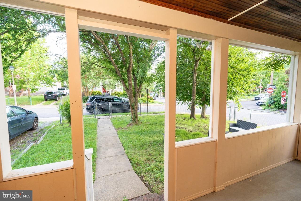 1037 16TH ST S, ARLINGTON, Virginia 22202, 3 Bedrooms Bedrooms, ,2 BathroomsBathrooms,Residential,For sale,1037 16TH ST S,VAAR2066238 MLS # VAAR2066238 1037 16TH ST S, ARLINGTON, Virginia 22202, 3 Bedrooms Bedrooms, ,2 BathroomsBathrooms,Residential,For sale,1037 16TH ST S,VAAR2066238 MLS # VAAR2066238