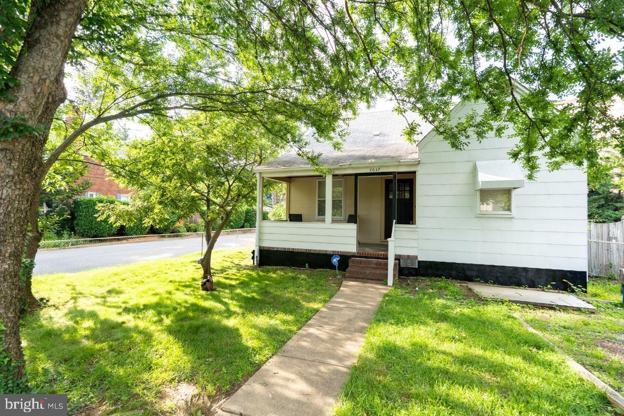 1037 16TH ST S, ARLINGTON, Virginia 22202, 3 Bedrooms Bedrooms, ,2 BathroomsBathrooms,Residential,For sale,1037 16TH ST S,VAAR2066238 MLS # VAAR2066238 1037 16TH ST S, ARLINGTON, Virginia 22202, 3 Bedrooms Bedrooms, ,2 BathroomsBathrooms,Residential,For sale,1037 16TH ST S,VAAR2066238 MLS # VAAR2066238