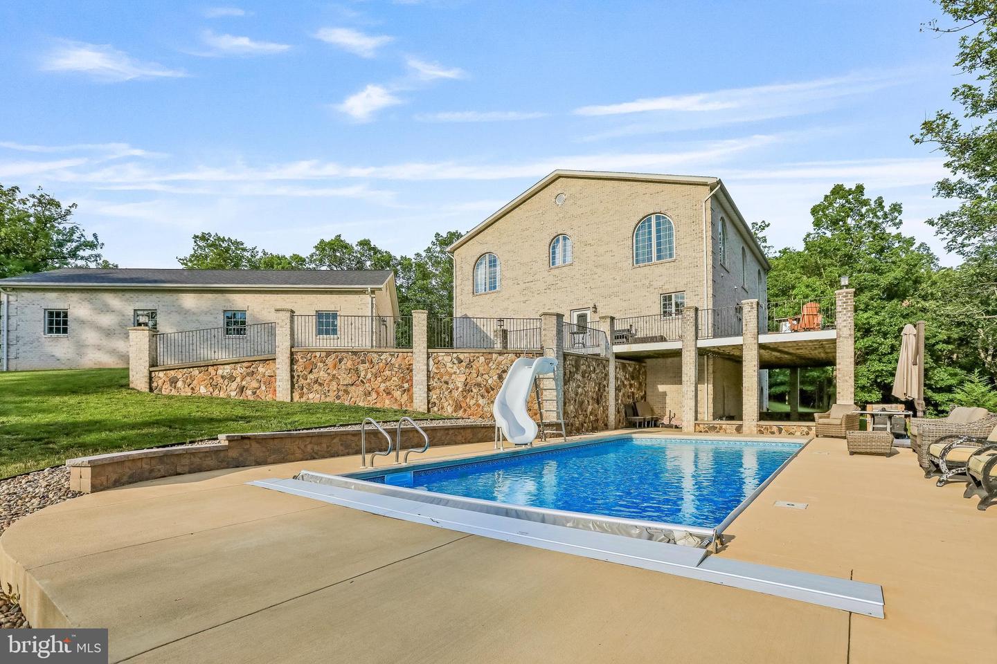 207 WEST VIEW DR DR, WINCHESTER, Virginia 22603, 7 Bedrooms Bedrooms, ,4 BathroomsBathrooms,Residential,For sale,207 WEST VIEW DR DR,VAFV2038118 MLS # VAFV2038118 207 WEST VIEW DR DR, WINCHESTER, Virginia 22603, 7 Bedrooms Bedrooms, ,4 BathroomsBathrooms,Residential,For sale,207 WEST VIEW DR DR,VAFV2038118 MLS # VAFV2038118