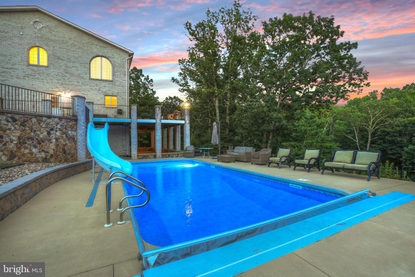 207 WEST VIEW DR DR, WINCHESTER, Virginia 22603, 7 Bedrooms Bedrooms, ,4 BathroomsBathrooms,Residential,For sale,207 WEST VIEW DR DR,VAFV2038118 MLS # VAFV2038118 207 WEST VIEW DR DR, WINCHESTER, Virginia 22603, 7 Bedrooms Bedrooms, ,4 BathroomsBathrooms,Residential,For sale,207 WEST VIEW DR DR,VAFV2038118 MLS # VAFV2038118