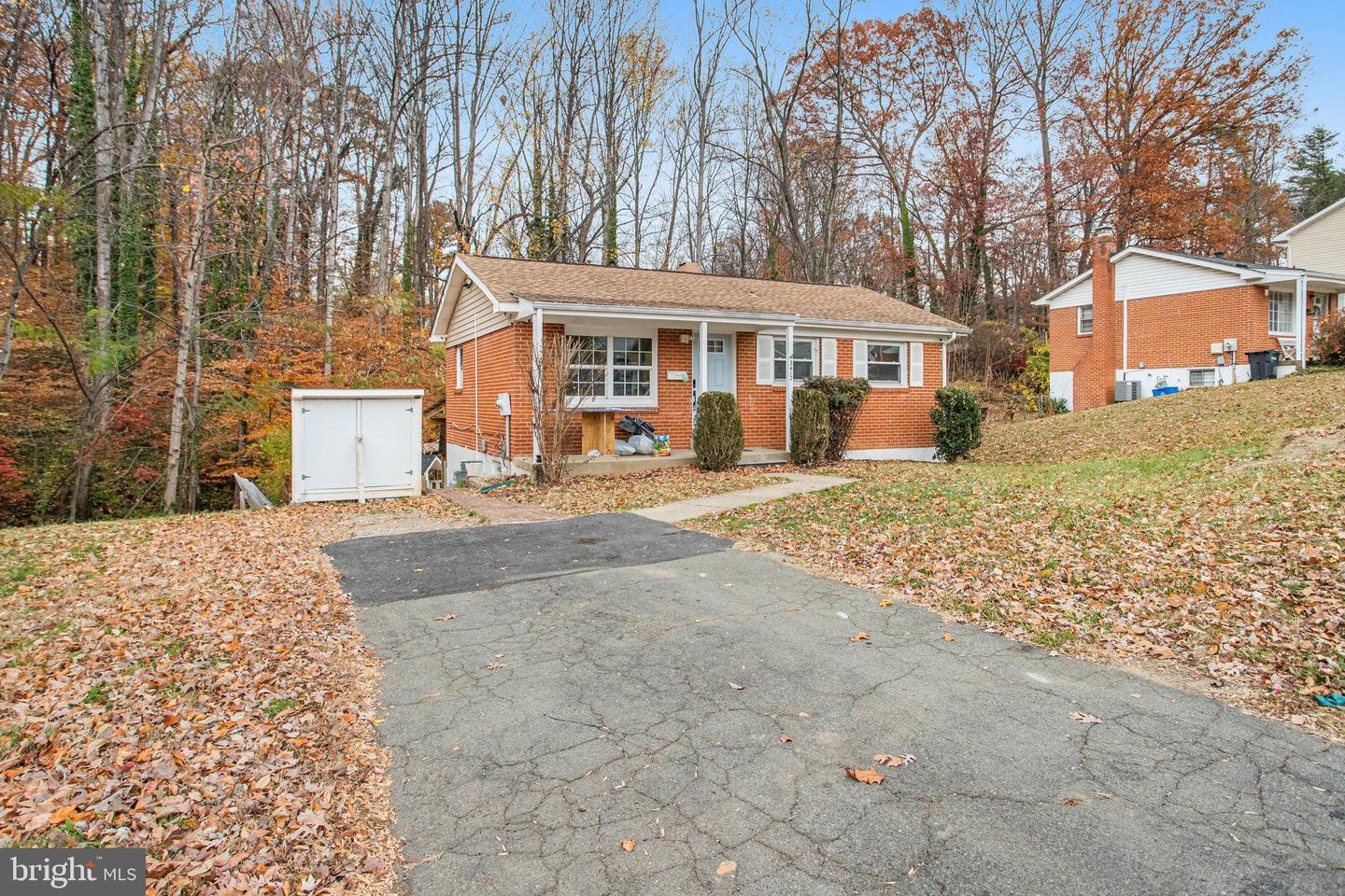 3412 BEAUMONT RD, WOODBRIDGE, Virginia 22193, 4 Bedrooms Bedrooms, ,2 BathroomsBathrooms,Residential,For sale,3412 BEAUMONT RD,VAPW2108016 MLS # VAPW2108016