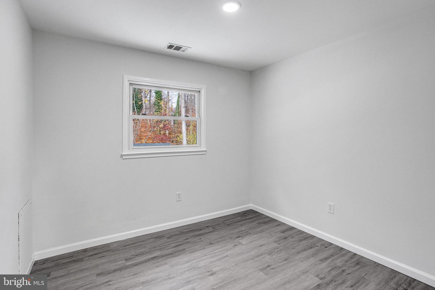 3412 BEAUMONT RD, WOODBRIDGE, Virginia 22193, 4 Bedrooms Bedrooms, ,2 BathroomsBathrooms,Residential,For sale,3412 BEAUMONT RD,VAPW2108016 MLS # VAPW2108016