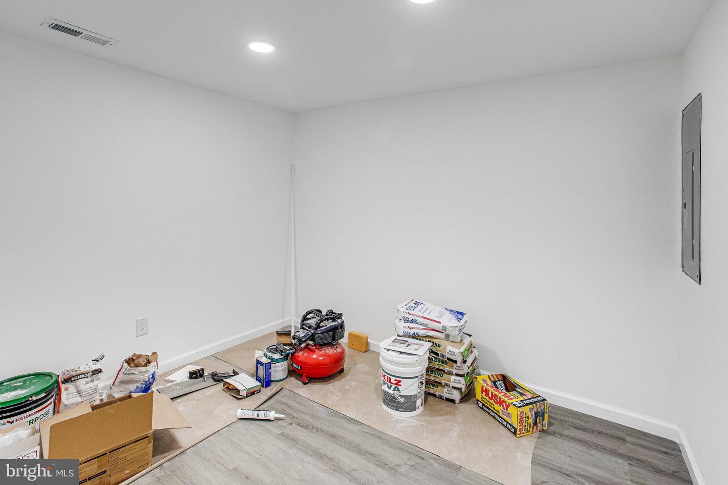 3412 BEAUMONT RD, WOODBRIDGE, Virginia 22193, 4 Bedrooms Bedrooms, ,2 BathroomsBathrooms,Residential,For sale,3412 BEAUMONT RD,VAPW2108016 MLS # VAPW2108016