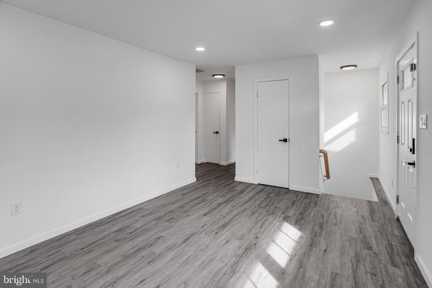 3412 BEAUMONT RD, WOODBRIDGE, Virginia 22193, 4 Bedrooms Bedrooms, ,2 BathroomsBathrooms,Residential,For sale,3412 BEAUMONT RD,VAPW2108016 MLS # VAPW2108016