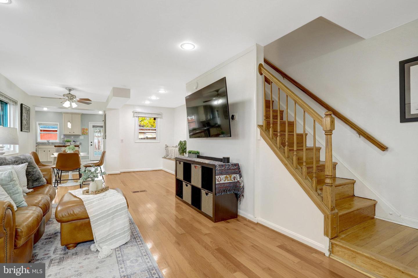 6828 KENYON DR, ALEXANDRIA, Virginia 22307, 2 Bedrooms Bedrooms, ,2 BathroomsBathrooms,Residential,For sale,6828 KENYON DR,VAFX2279732 MLS # VAFX2279732 6828 KENYON DR, ALEXANDRIA, Virginia 22307, 2 Bedrooms Bedrooms, ,2 BathroomsBathrooms,Residential,For sale,6828 KENYON DR,VAFX2279732 MLS # VAFX2279732