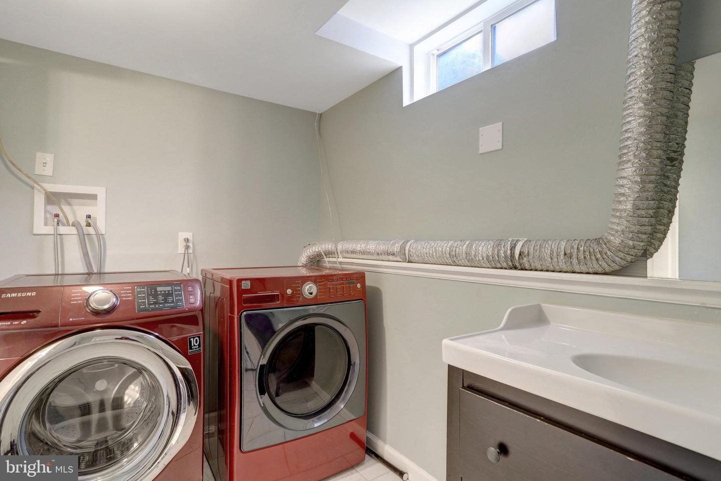 6828 KENYON DR, ALEXANDRIA, Virginia 22307, 2 Bedrooms Bedrooms, ,2 BathroomsBathrooms,Residential,For sale,6828 KENYON DR,VAFX2279732 MLS # VAFX2279732 6828 KENYON DR, ALEXANDRIA, Virginia 22307, 2 Bedrooms Bedrooms, ,2 BathroomsBathrooms,Residential,For sale,6828 KENYON DR,VAFX2279732 MLS # VAFX2279732