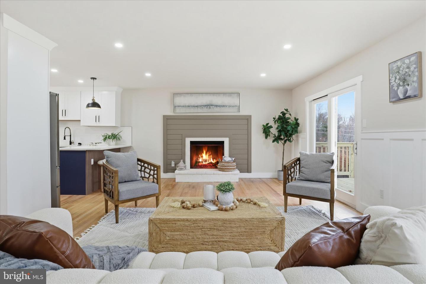 6112 REDWOOD LN, ALEXANDRIA, Virginia 22310, 5 Bedrooms Bedrooms, ,3 BathroomsBathrooms,Residential,For sale,6112 REDWOOD LN,VAFX2279746 MLS # VAFX2279746