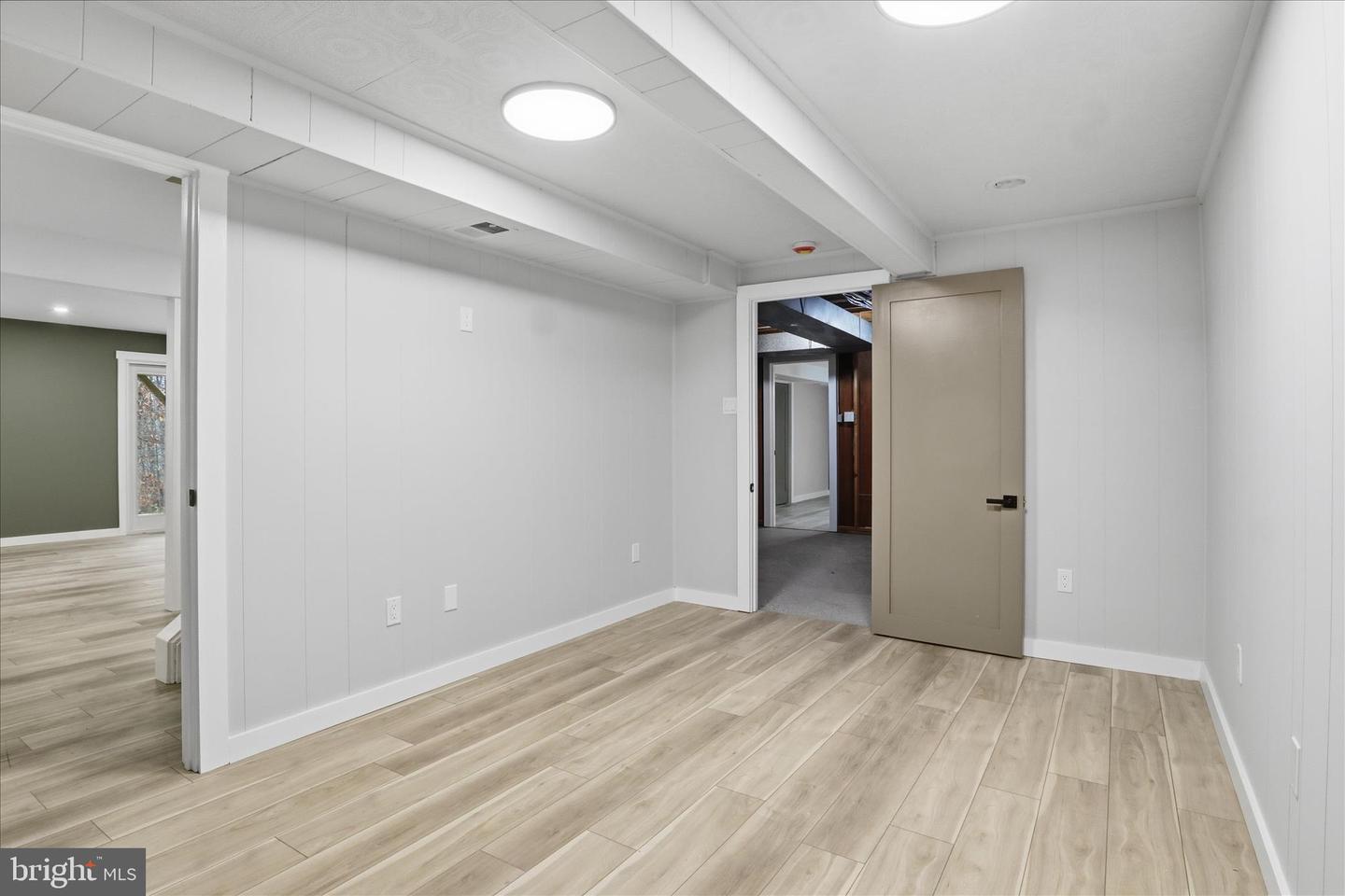 6112 REDWOOD LN, ALEXANDRIA, Virginia 22310, 5 Bedrooms Bedrooms, ,3 BathroomsBathrooms,Residential,For sale,6112 REDWOOD LN,VAFX2279746 MLS # VAFX2279746