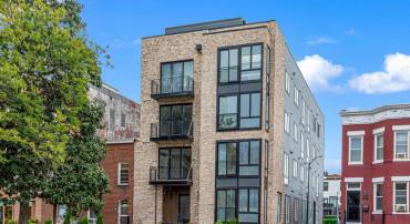 1516 EAST CAPITOL ST NE, WASHINGTON, District Of Columbia 20003, 2 Bedrooms Bedrooms, ,2 BathroomsBathrooms,Residential,For sale,1516 EAST CAPITOL ST NE,DCDC2232472 MLS # DCDC2232472