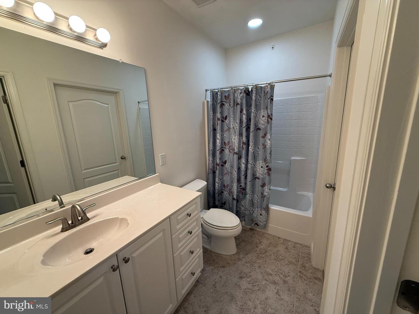 807 TURNBERRY ARCH, CAPE CHARLES, Virginia 23310, 3 Bedrooms Bedrooms, ,2 BathroomsBathrooms,Residential,For sale,807 TURNBERRY ARCH,VANH2000076 MLS # VANH2000076 807 TURNBERRY ARCH, CAPE CHARLES, Virginia 23310, 3 Bedrooms Bedrooms, ,2 BathroomsBathrooms,Residential,For sale,807 TURNBERRY ARCH,VANH2000076 MLS # VANH2000076