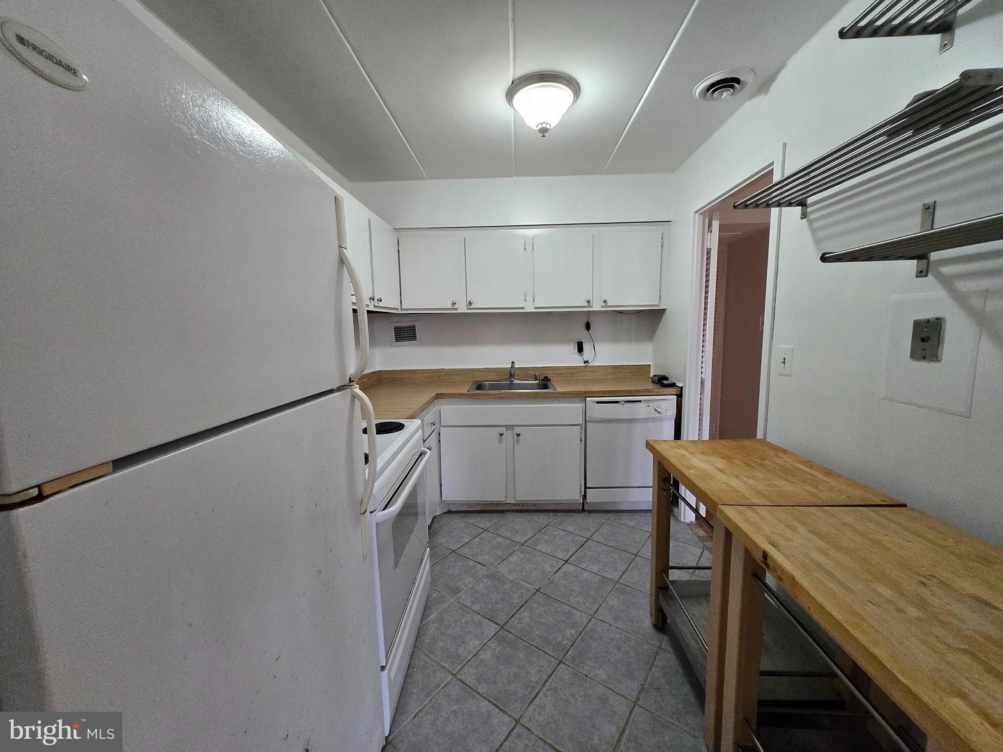 2614 FORT FARNSWORTH RD #254, ALEXANDRIA, Virginia 22303, 2 Bedrooms Bedrooms, ,1 BathroomBathrooms,Residential,For sale,2614 FORT FARNSWORTH RD #254,VAFX2279790 MLS # VAFX2279790 2614 FORT FARNSWORTH RD #254, ALEXANDRIA, Virginia 22303, 2 Bedrooms Bedrooms, ,1 BathroomBathrooms,Residential,For sale,2614 FORT FARNSWORTH RD #254,VAFX2279790 MLS # VAFX2279790