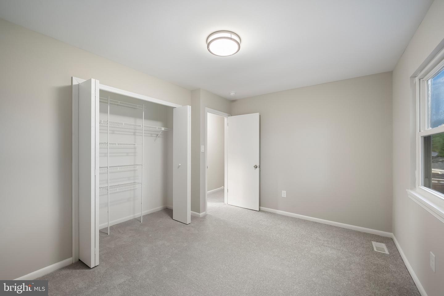 8516 CAVALRY LN, MANASSAS, Virginia 20110, 4 Bedrooms Bedrooms, ,2 BathroomsBathrooms,Residential,For sale,8516 CAVALRY LN,VAMN2009722 MLS # VAMN2009722