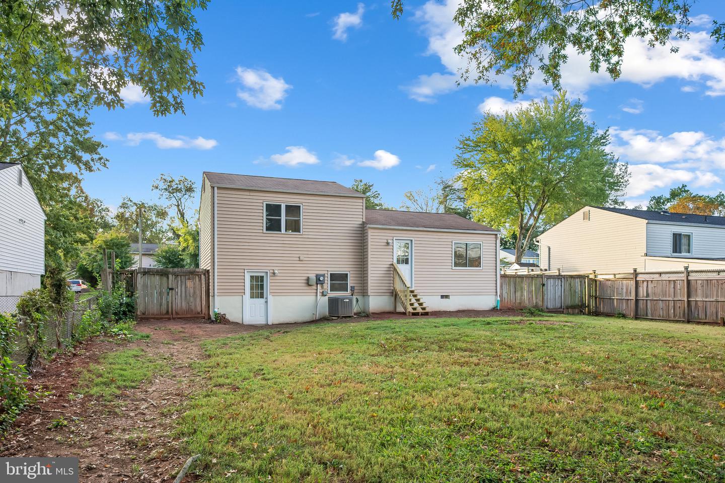 8516 CAVALRY LN, MANASSAS, Virginia 20110, 4 Bedrooms Bedrooms, ,2 BathroomsBathrooms,Residential,For sale,8516 CAVALRY LN,VAMN2009722 MLS # VAMN2009722