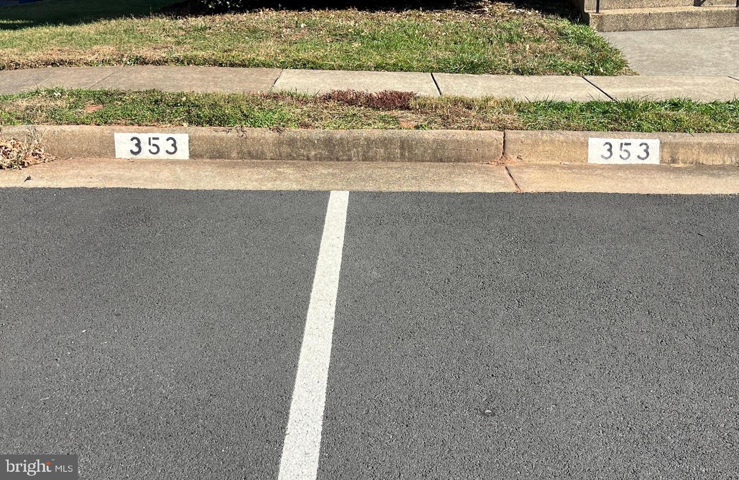 3350 OAKSHADE CT, FAIRFAX, Virginia 22033, 4 Bedrooms Bedrooms, ,3 BathroomsBathrooms,Residential,For sale,3350 OAKSHADE CT,VAFX2279806 MLS # VAFX2279806 3350 OAKSHADE CT, FAIRFAX, Virginia 22033, 4 Bedrooms Bedrooms, ,3 BathroomsBathrooms,Residential,For sale,3350 OAKSHADE CT,VAFX2279806 MLS # VAFX2279806