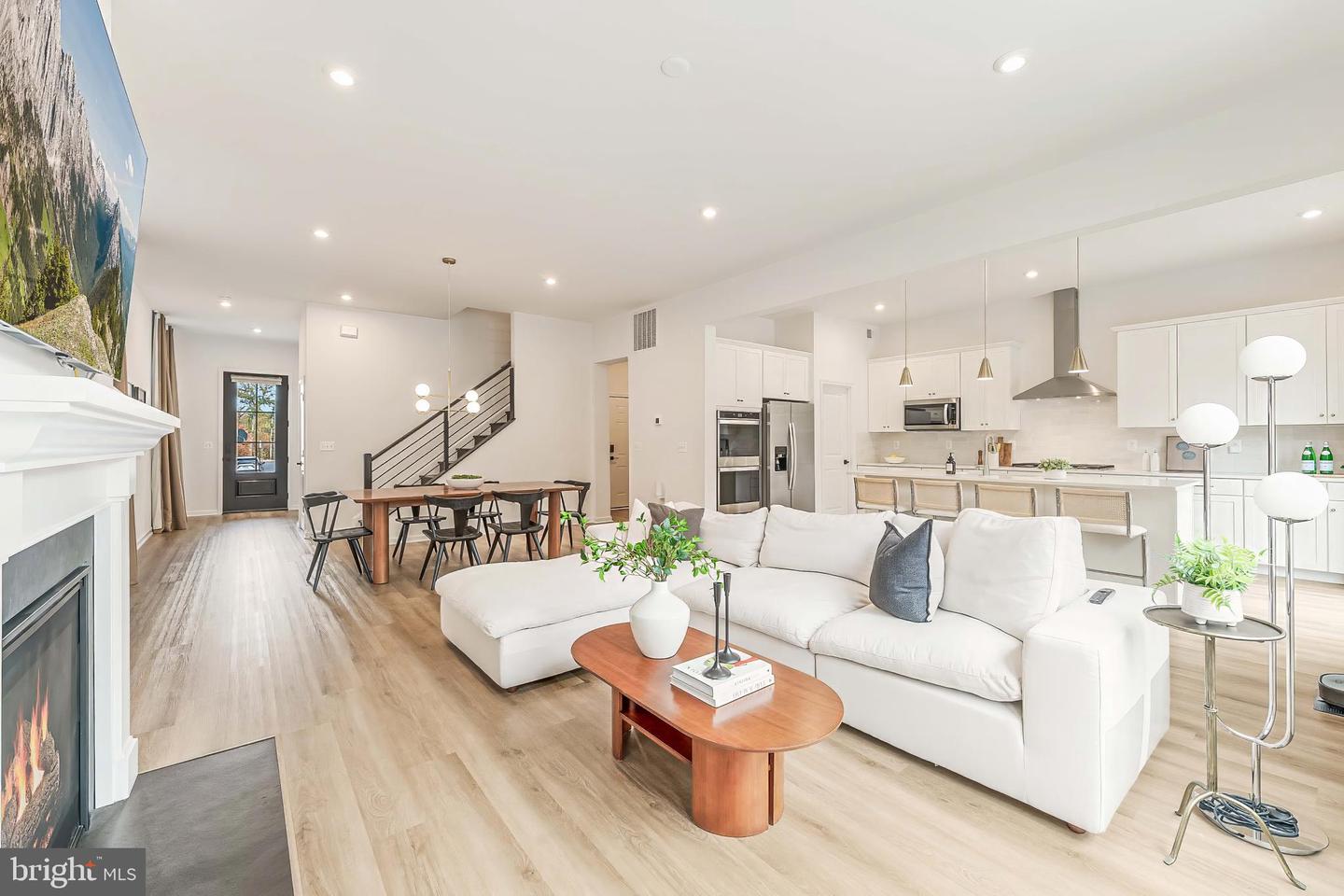 18260 MOSS GARDEN RD, DUMFRIES, Virginia 22026, 4 Bedrooms Bedrooms, ,3 BathroomsBathrooms,Residential,For sale,18260 MOSS GARDEN RD,VAPW2108040 MLS # VAPW2108040 18260 MOSS GARDEN RD, DUMFRIES, Virginia 22026, 4 Bedrooms Bedrooms, ,3 BathroomsBathrooms,Residential,For sale,18260 MOSS GARDEN RD,VAPW2108040 MLS # VAPW2108040