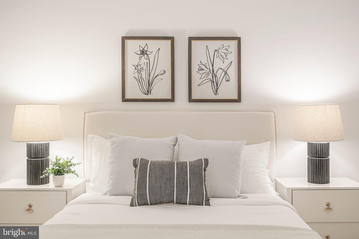 18260 MOSS GARDEN RD, DUMFRIES, Virginia 22026, 4 Bedrooms Bedrooms, ,3 BathroomsBathrooms,Residential,For sale,18260 MOSS GARDEN RD,VAPW2108040 MLS # VAPW2108040 18260 MOSS GARDEN RD, DUMFRIES, Virginia 22026, 4 Bedrooms Bedrooms, ,3 BathroomsBathrooms,Residential,For sale,18260 MOSS GARDEN RD,VAPW2108040 MLS # VAPW2108040