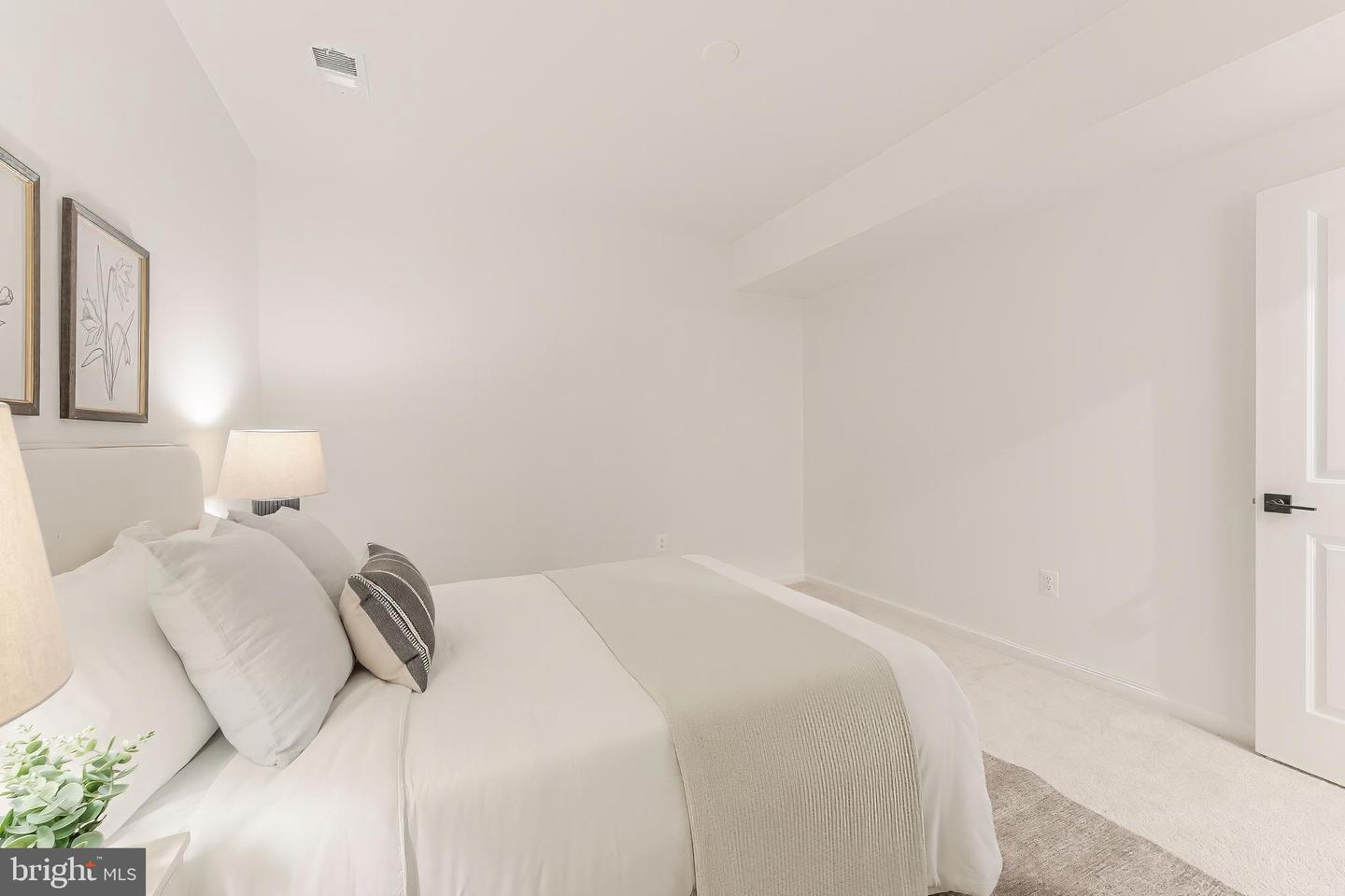 18260 MOSS GARDEN RD, DUMFRIES, Virginia 22026, 4 Bedrooms Bedrooms, ,3 BathroomsBathrooms,Residential,For sale,18260 MOSS GARDEN RD,VAPW2108040 MLS # VAPW2108040 18260 MOSS GARDEN RD, DUMFRIES, Virginia 22026, 4 Bedrooms Bedrooms, ,3 BathroomsBathrooms,Residential,For sale,18260 MOSS GARDEN RD,VAPW2108040 MLS # VAPW2108040