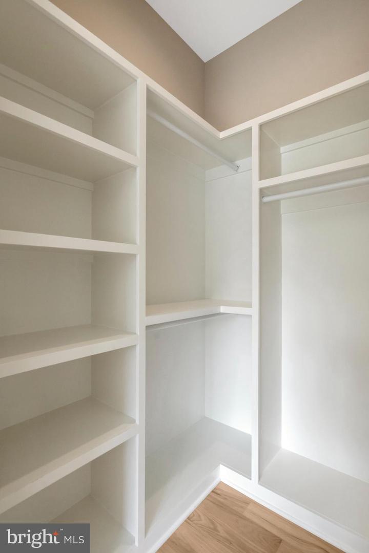 7400 CHURCHILL RD, MCLEAN, Virginia 22101, 6 Bedrooms Bedrooms, ,6 BathroomsBathrooms,Residential,For sale,7400 CHURCHILL RD,VAFX2279808 MLS # VAFX2279808 7400 CHURCHILL RD, MCLEAN, Virginia 22101, 6 Bedrooms Bedrooms, ,6 BathroomsBathrooms,Residential,For sale,7400 CHURCHILL RD,VAFX2279808 MLS # VAFX2279808