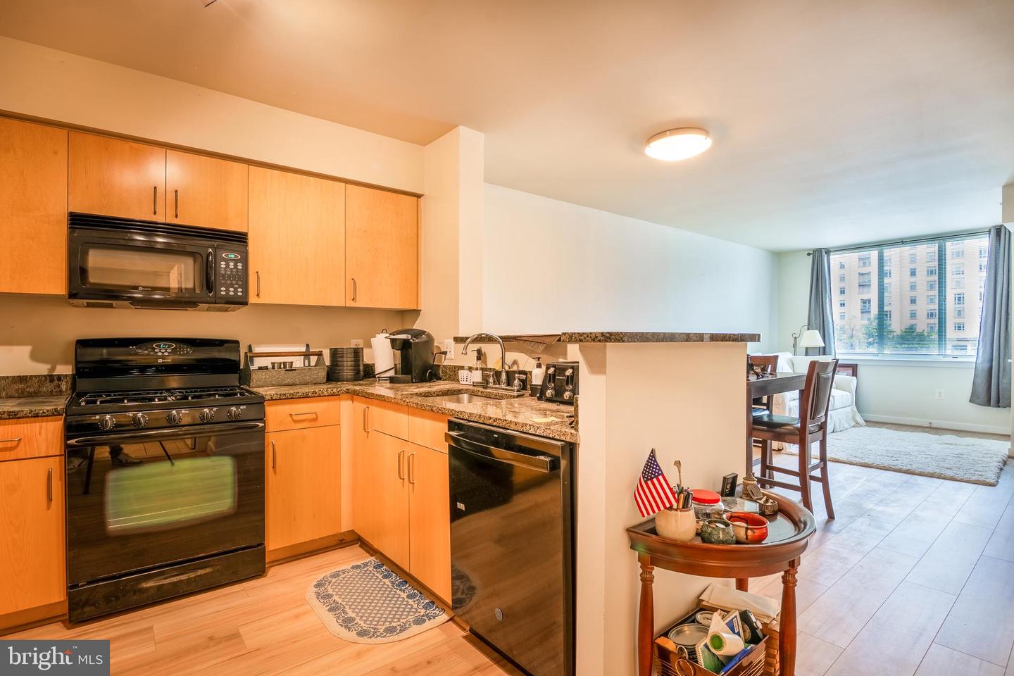 1000 NEW JERSEY AVE SE #216, WASHINGTON, District Of Columbia 20003, 1 Bedroom Bedrooms, ,1 BathroomBathrooms,Residential,For sale,1000 NEW JERSEY AVE SE #216,DCDC2232484 MLS # DCDC2232484