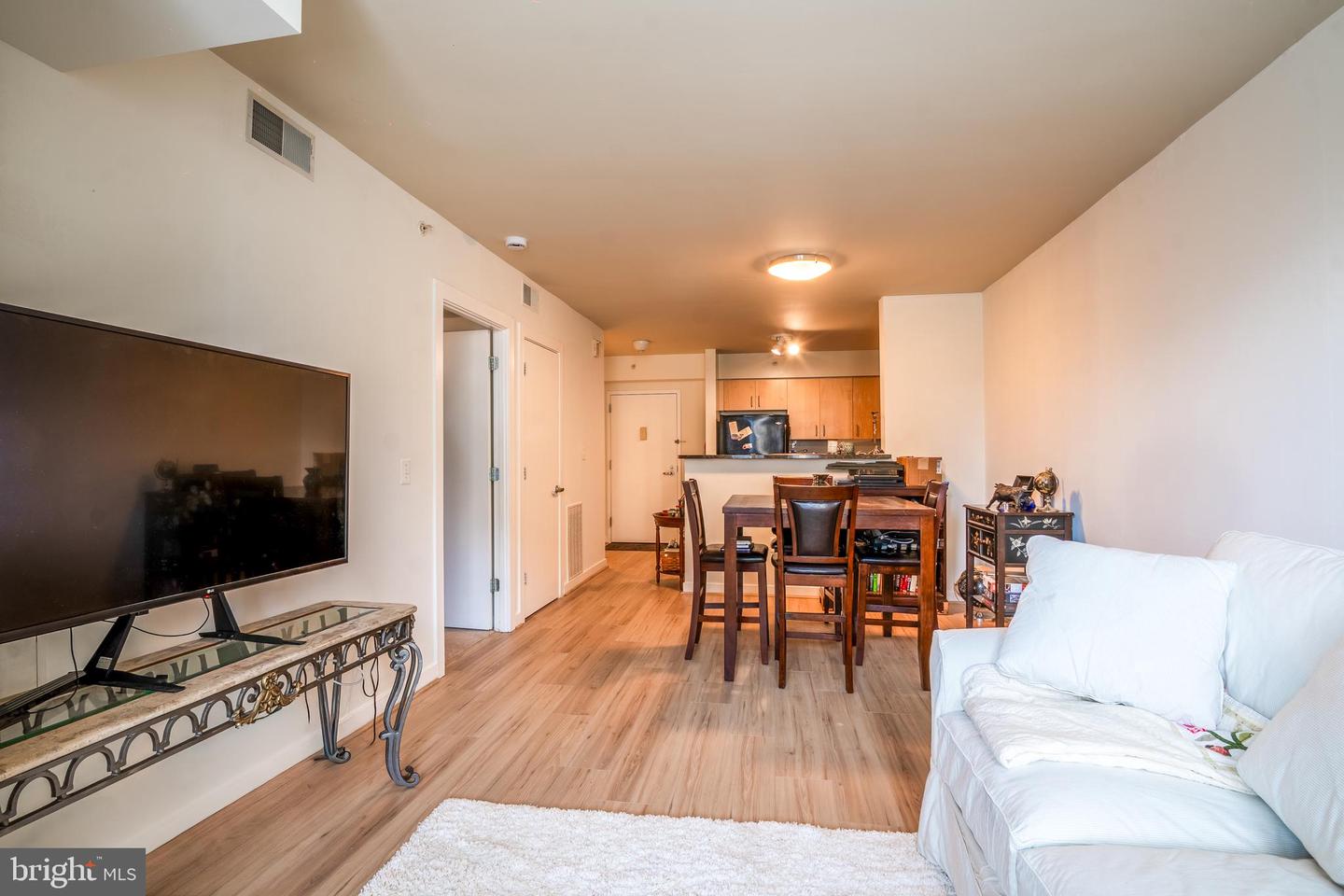 1000 NEW JERSEY AVE SE #216, WASHINGTON, District Of Columbia 20003, 1 Bedroom Bedrooms, ,1 BathroomBathrooms,Residential,For sale,1000 NEW JERSEY AVE SE #216,DCDC2232484 MLS # DCDC2232484