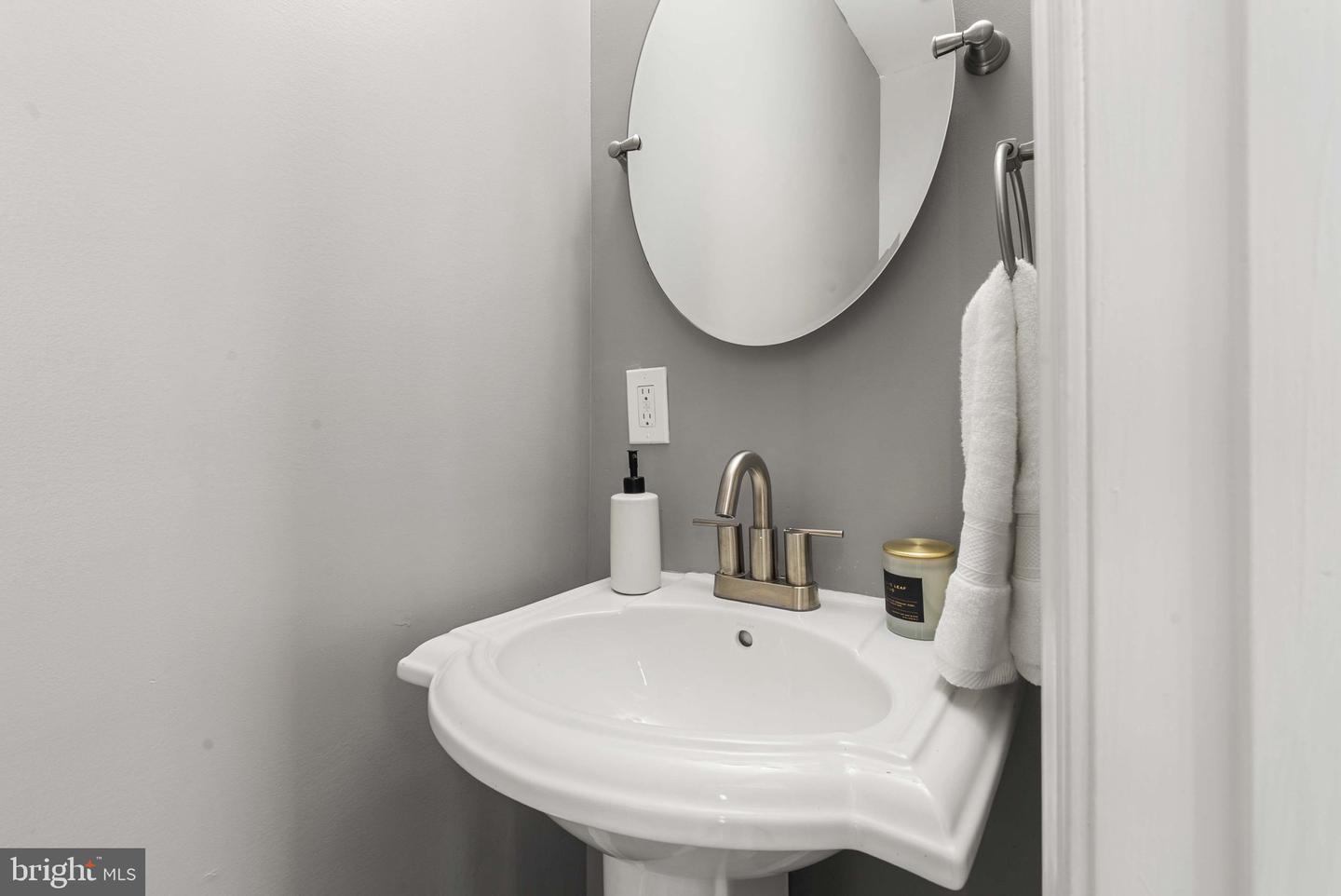 1416 S ST SE, WASHINGTON, District Of Columbia 20020, 4 Bedrooms Bedrooms, ,3 BathroomsBathrooms,Residential,For sale,1416 S ST SE,DCDC2232362 MLS # DCDC2232362 1416 S ST SE, WASHINGTON, District Of Columbia 20020, 4 Bedrooms Bedrooms, ,3 BathroomsBathrooms,Residential,For sale,1416 S ST SE,DCDC2232362 MLS # DCDC2232362