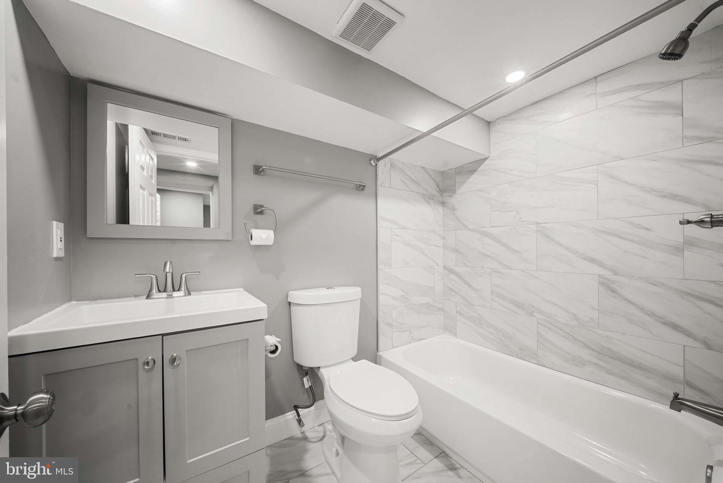 1416 S ST SE, WASHINGTON, District Of Columbia 20020, 4 Bedrooms Bedrooms, ,3 BathroomsBathrooms,Residential,For sale,1416 S ST SE,DCDC2232362 MLS # DCDC2232362 1416 S ST SE, WASHINGTON, District Of Columbia 20020, 4 Bedrooms Bedrooms, ,3 BathroomsBathrooms,Residential,For sale,1416 S ST SE,DCDC2232362 MLS # DCDC2232362