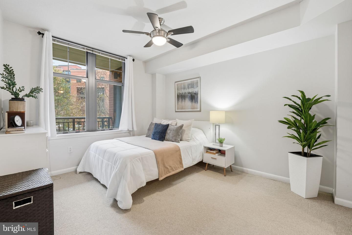 1021 N GARFIELD ST #233, ARLINGTON, Virginia 22201, 1 Bedroom Bedrooms, ,1 BathroomBathrooms,Residential,For sale,1021 N GARFIELD ST #233,VAAR2066274 MLS # VAAR2066274 1021 N GARFIELD ST #233, ARLINGTON, Virginia 22201, 1 Bedroom Bedrooms, ,1 BathroomBathrooms,Residential,For sale,1021 N GARFIELD ST #233,VAAR2066274 MLS # VAAR2066274