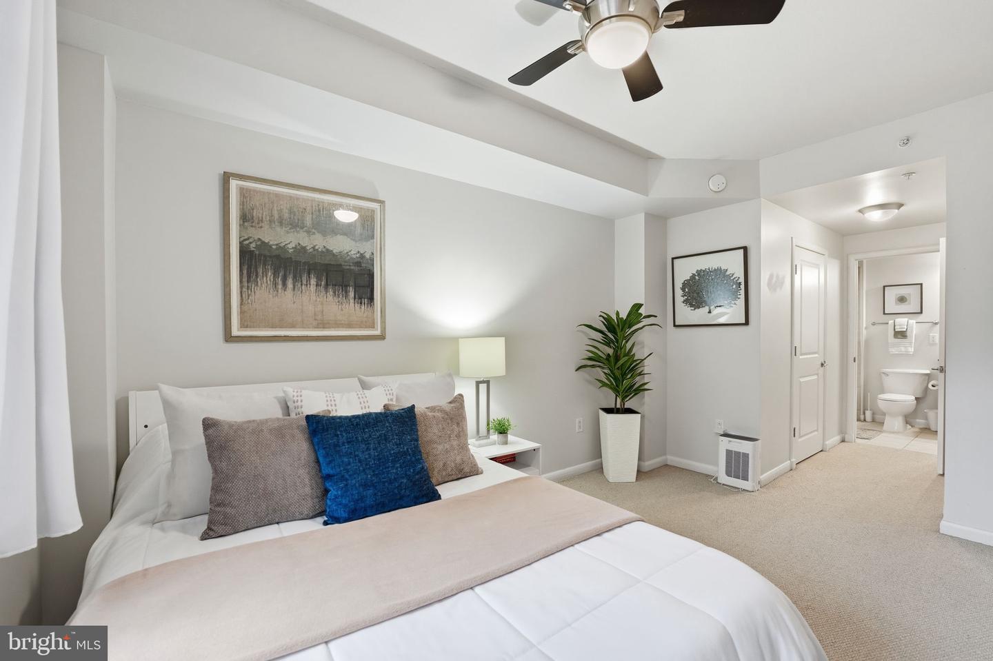 1021 N GARFIELD ST #233, ARLINGTON, Virginia 22201, 1 Bedroom Bedrooms, ,1 BathroomBathrooms,Residential,For sale,1021 N GARFIELD ST #233,VAAR2066274 MLS # VAAR2066274 1021 N GARFIELD ST #233, ARLINGTON, Virginia 22201, 1 Bedroom Bedrooms, ,1 BathroomBathrooms,Residential,For sale,1021 N GARFIELD ST #233,VAAR2066274 MLS # VAAR2066274